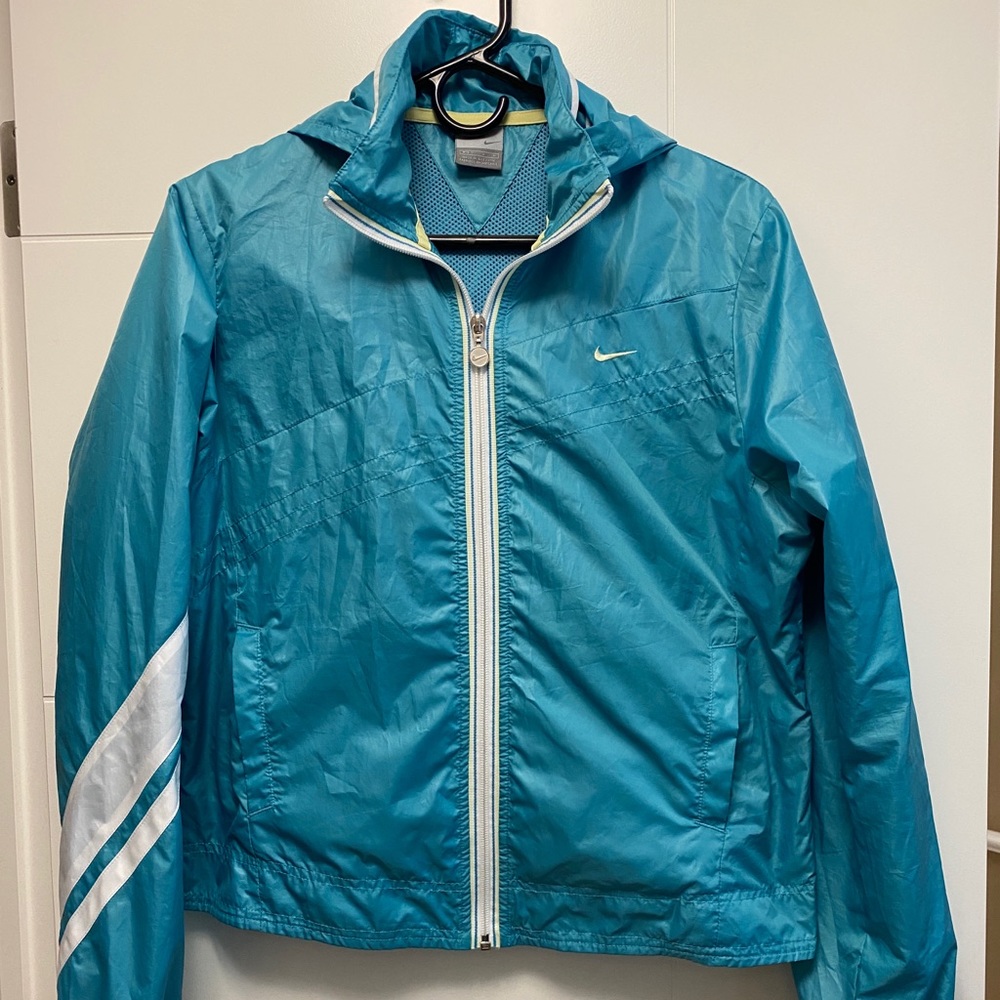 Nike light Rain Jacket girl/womens small